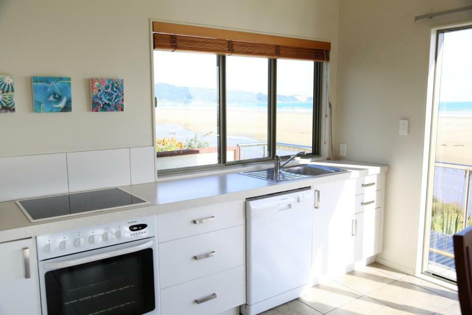 אהיפרה Gems Seaside Lodge מראה חיצוני תמונה